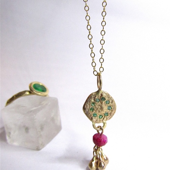 Gold necklace. - Picture 5 of 8